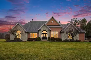 42 Shepherd's Run Dr, Hamilton Township, OH 45140 - Photo 1