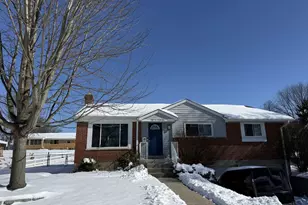 5524 Sidney Rd, Cincinnati, OH 45238 - Photo 1