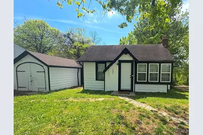 2281 E Galbraith Road, Reading, OH 45237 - Photo 1
