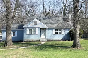 8622 Plainfield Ln, Sycamore Township, OH 45236 - Photo 1