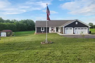 1727 Stingley Rd, Chester Township, OH 45177 - Photo 1