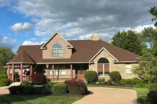 15 St Edmunds Pl, Glendale, OH 45246 - Photo 1