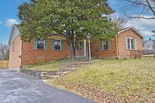 2140 Trailwood Dr, Cincinnati, OH 45230 - Photo 1