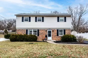5600 Antoninus Dr, Green Township, OH 45238 - Photo 1