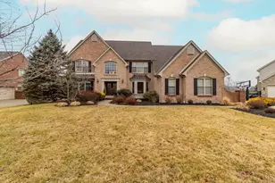 790 Cedar Dr, Miami Township, OH 45140 - Photo 1