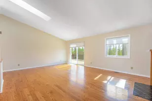 2237 Sweetbriar Ln, Cincinnati, OH 45239 - Photo 7