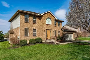 1399 Treaty Ct, Hamilton, OH 45013 - Photo 1
