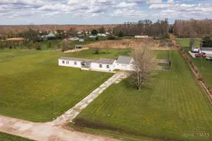 2001 Justin Ln, Franklin Township, OH 45106 - Photo 1