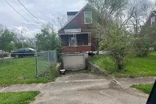 837 Matthews Dr, Lincoln Heights, OH 45215 - Photo 1