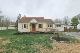 3947 Farrow Dr, Union Township, OH 45245 - Photo 1