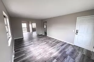 2901 W Tower Ave, Cincinnati, OH 45238 - Photo 1