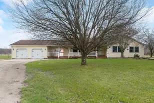619 Sycamore Rd, Jefferson Township, OH 45148 - Photo 1
