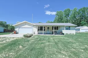 7808 Myrtle Dr, Franklin Township, OH 45005 - Photo 1