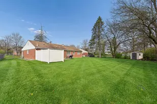 712 Danbury Rd, Forest Park, OH 45240 - Photo 5