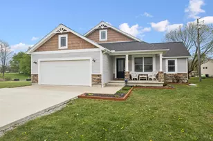 286 Waynoka Dr, Franklin Township, OH 45171 - Photo 1