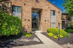 1544 W Galbraith Rd, Cincinnati, OH 45231 - Photo 1