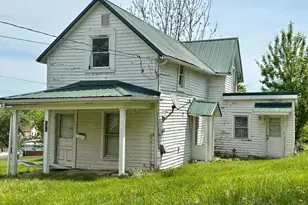 618 S West St, Hillsboro, OH 45133 - Photo 1