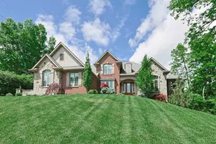 376 Compton Rd, Wyoming, OH 45215 - Photo 1