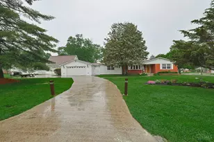 7359 Stephen St, Hamilton Township, OH 45039 - Photo 1