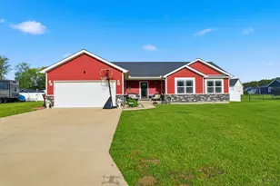 118 Ella Rose Dr, Pike Township, OH 45154 - Photo 1