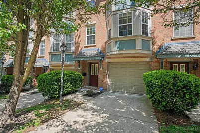 610 Clemmer Avenue #6, Cincinnati, OH 45219 - Photo 1