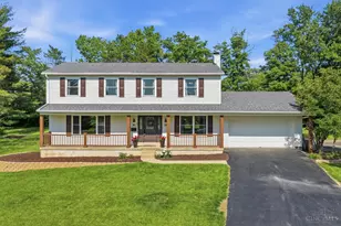 9870 Belleford Ct, Montgomery, OH 45242 - Photo 1