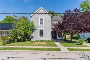 318 N Spring St, Wilmington, OH 45177 - Photo 1
