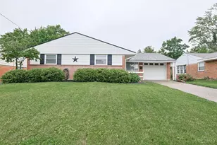877 Tivoli Ln, Springdale, OH 45246 - Photo 1