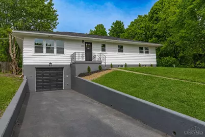 3881 Robinson Vail Road, Franklin, OH 45005 - Photo 1