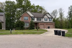 1076 Oak Forest Dr, Hamilton Township, OH 45152 - Photo 1