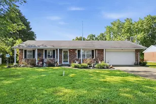 8233 Meadowlark Dr, Carlisle, OH 45005 - Photo 1