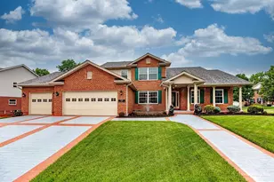 1015 Olde Station Ct, Fairfield, OH 45014 - Photo 1