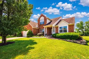 2137 Crest Rd, Forest Park, OH 45240 - Photo 1