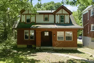 813 S Fred Shuttlesworth Cir, Cincinnati, OH 45229 - Photo 1