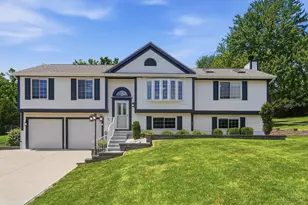 5629 Bluepine Dr, Green Township, OH 45247 - Photo 1