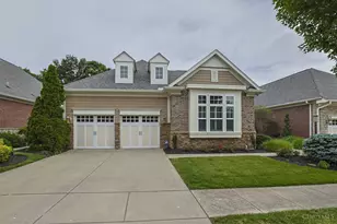 120 Village Gate Ln, Montgomery, OH 45249 - Photo 1