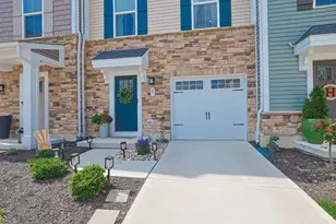 25 Wentworth Ln, Deer Park, OH 45236 - Photo 1