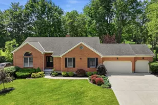 7977 Eagle Ridge Dr, West Chester, OH 45069 - Photo 1