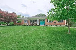 701 Ashford Ct, Springfield Township, OH 45231 - Photo 1