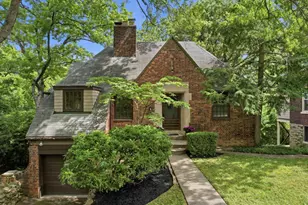 454 Wood Ave, Cincinnati, OH 45220 - Photo 1
