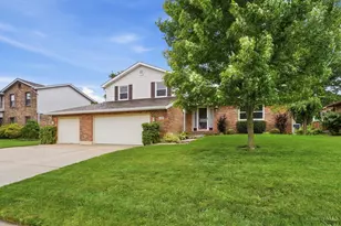 137 Palm Springs Dr, Fairfield, OH 45014 - Photo 1