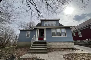 451 Lloyd Pl, Cincinnati, OH 45219 - Photo 1