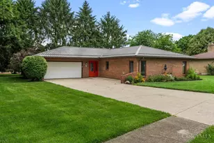 1321 Ridge Rd, Wilmington, OH 45177 - Photo 1