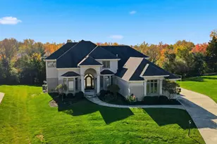 2695 Bent Creek Ct, Beavercreek, OH 45431 - Photo 1