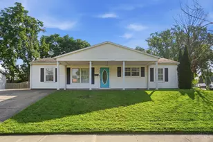 98 Millard Dr, Franklin, OH 45005 - Photo 1