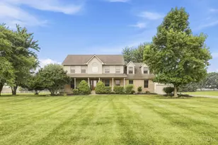 2521 Twin Oaks Dr, Turtle Creek Township, OH 45036 - Photo 1