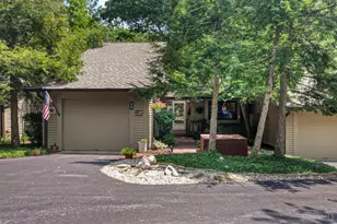 30 Big Oak Ln, Milford, OH 45150 - Photo 1