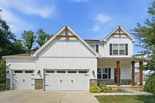 5389 Vly Vw Dr, Hamilton Township, OH 45152 - Photo 1