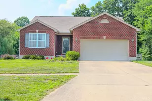 215 Timber Hill Dr, Hamilton, OH 45013 - Photo 1