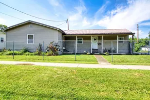 515 E 2nd St, Manchester, OH 45144 - Photo 1